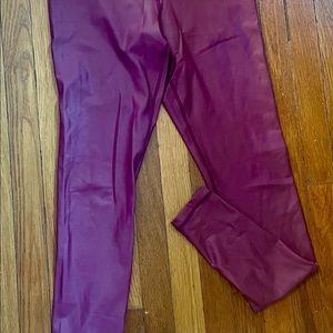 Zyia Cranberry Metallic Light N Tight High Rise Legging 28” Size 8-10